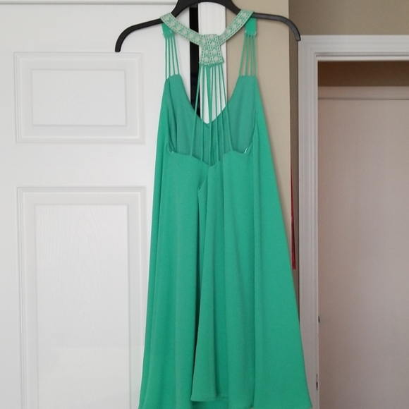 Dress - Picture 3 of 4